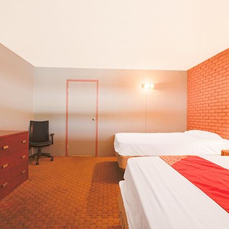 Town & Country Motel Bossier City By Oyo Exteriör bild